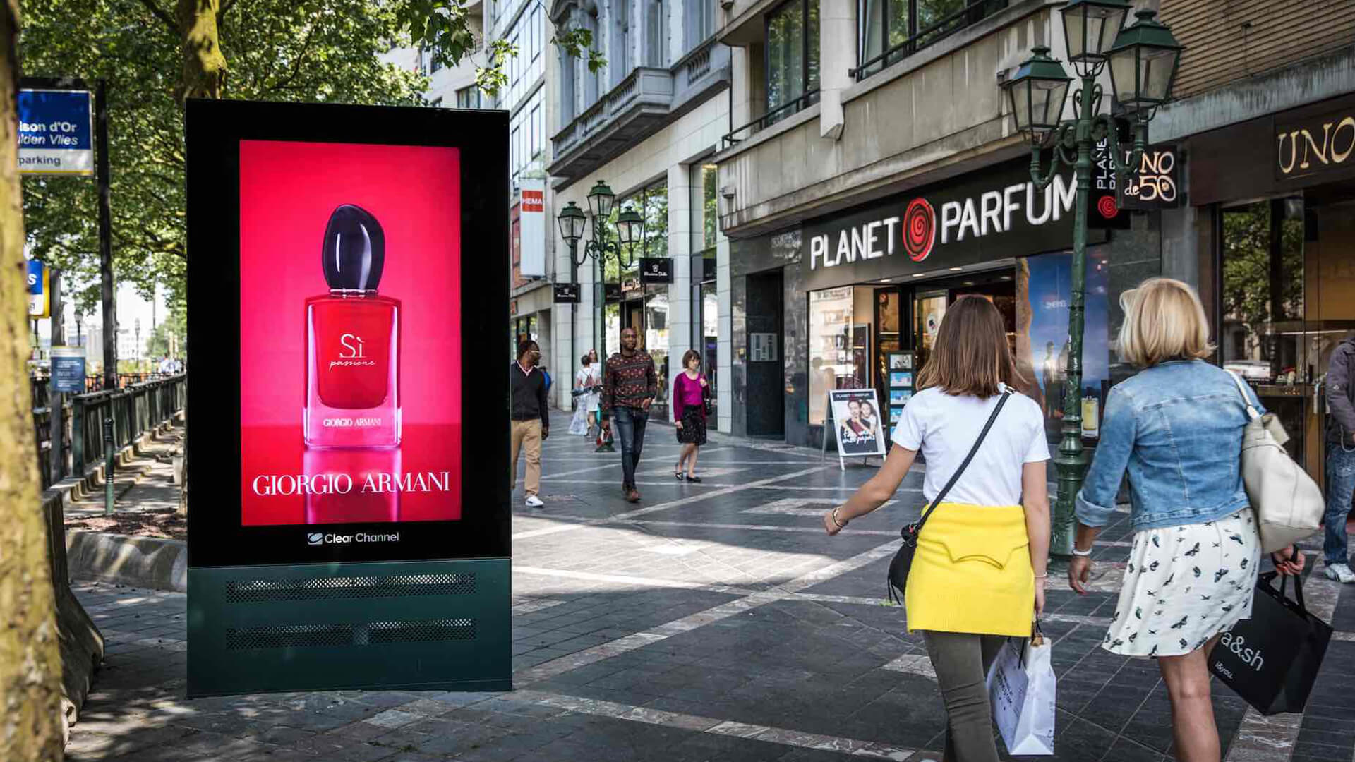 Bauer Media Outdoor Be · bauer media outdoor be urban panels