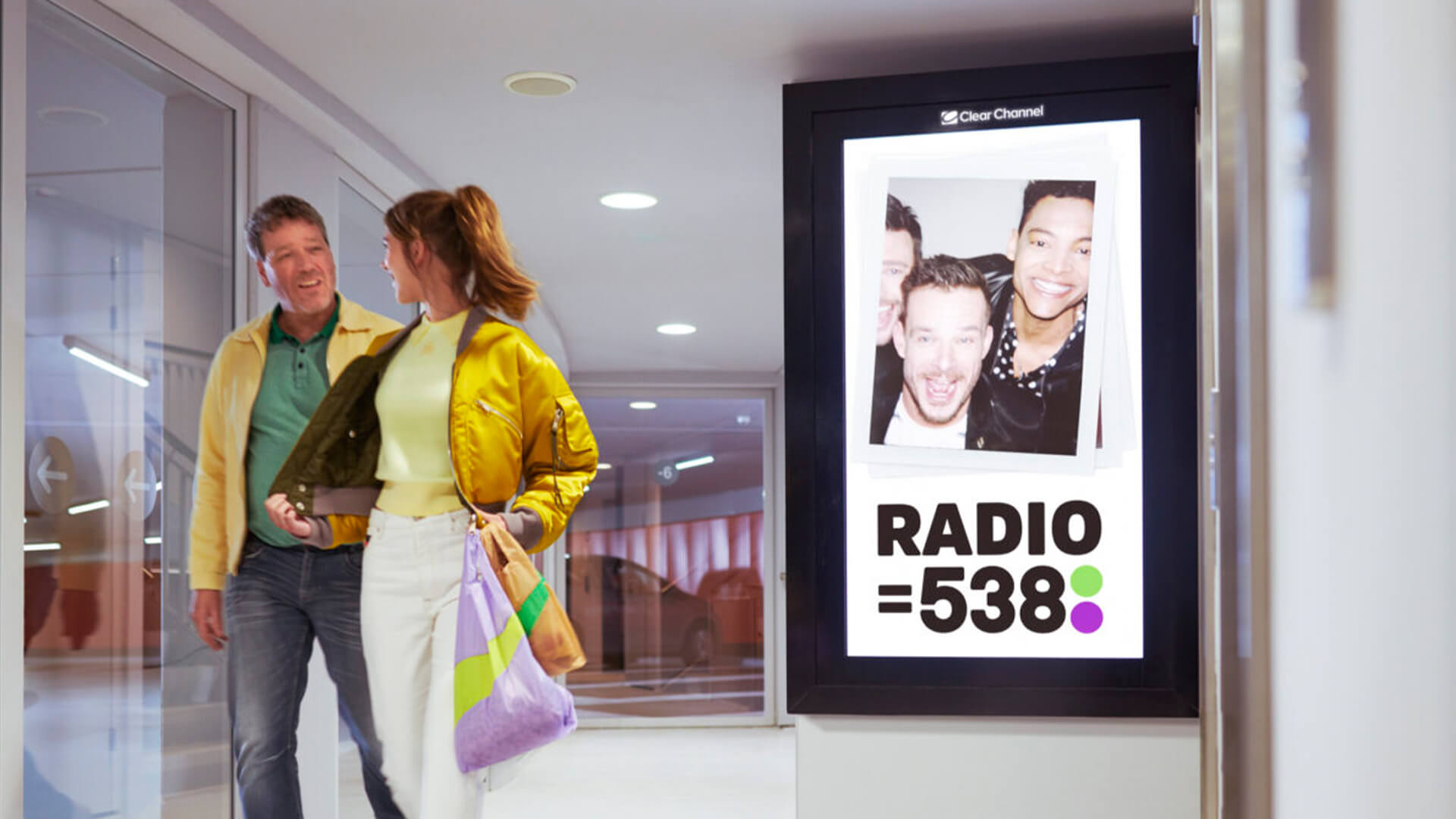 Parking Garages digital out-of-home screen by Bauer Media Outdoor Nl