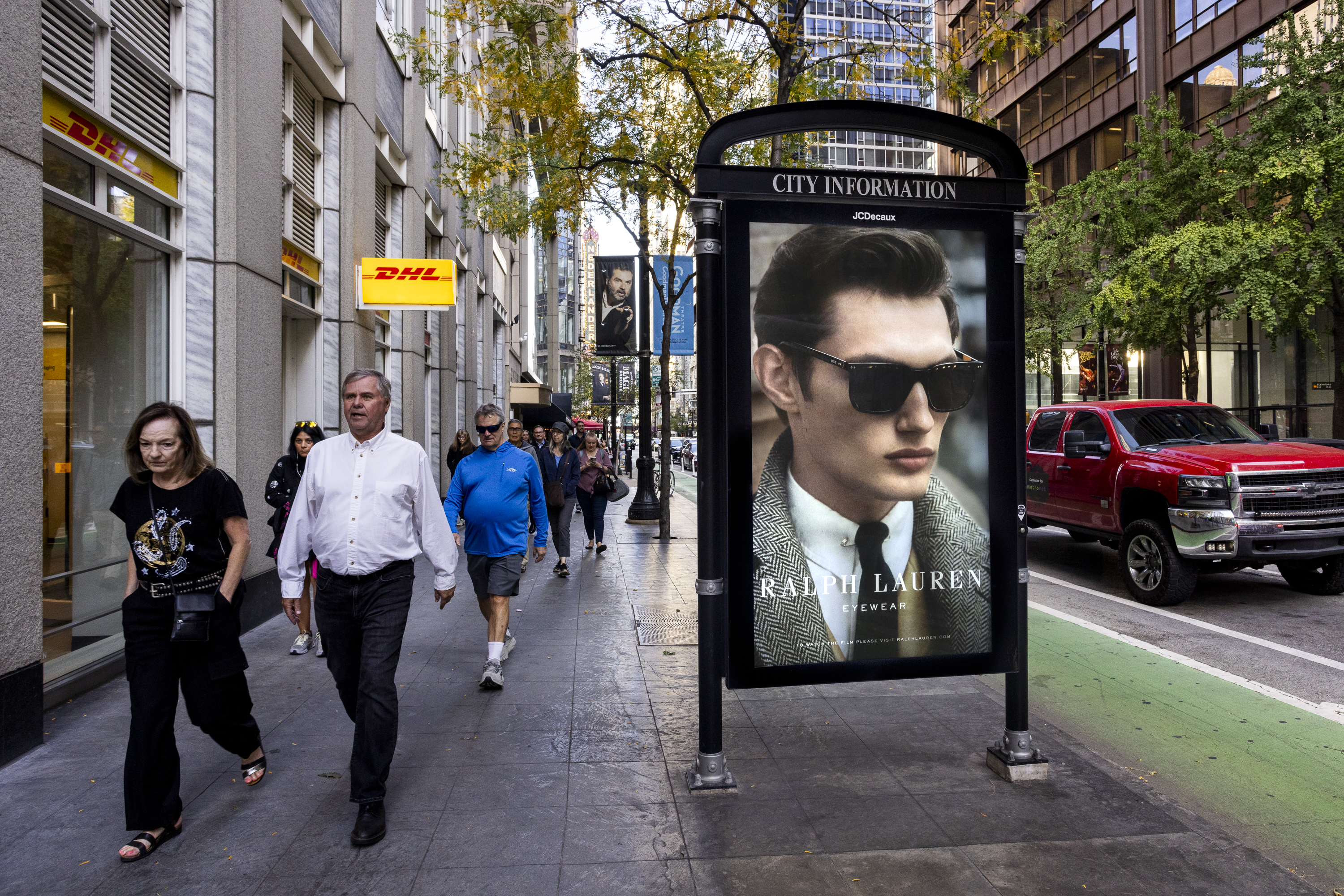 Jcdecaux · jcdecaux urban panels vertical