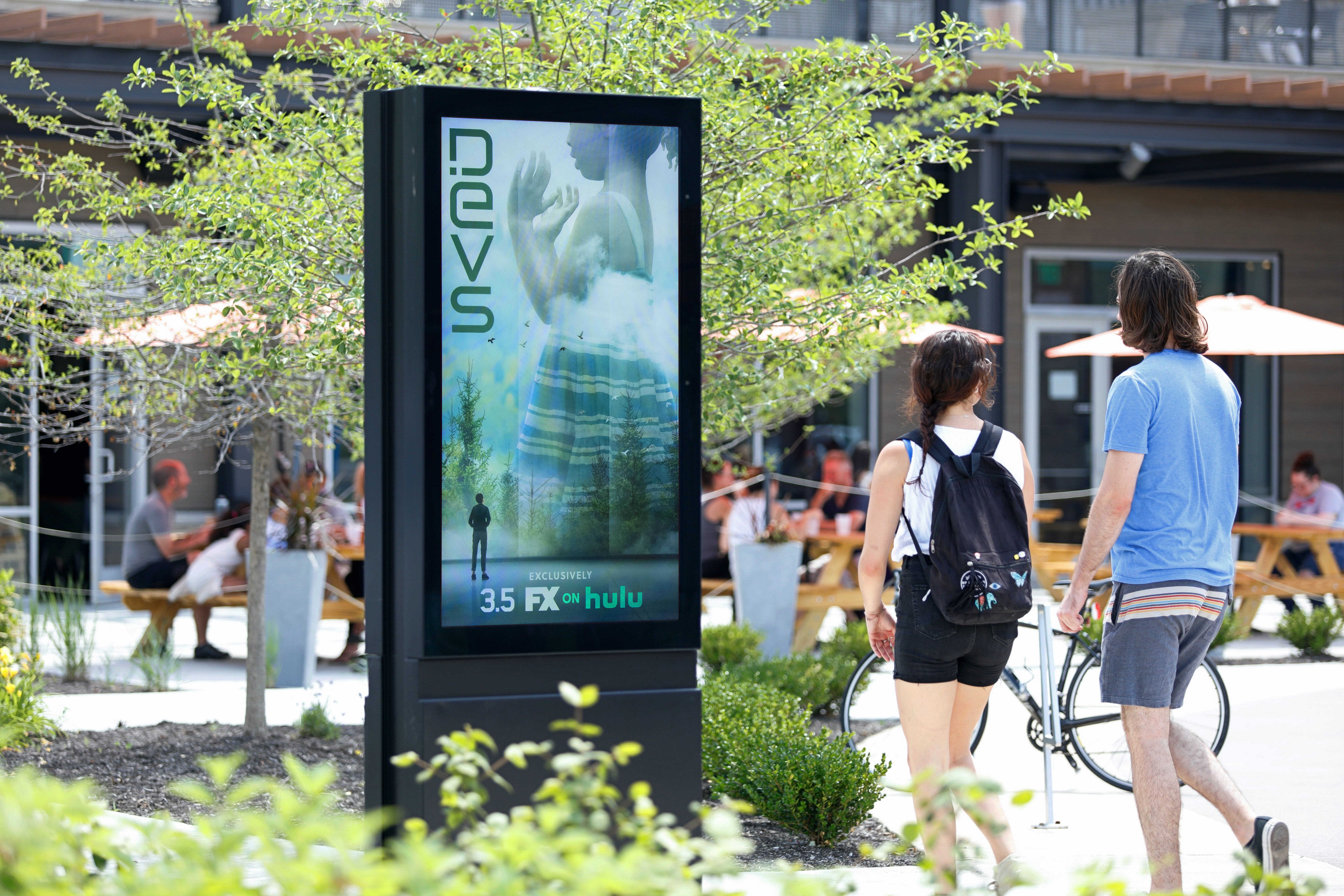 Liquid Outdoor · liquid outdoor urban panels vertical